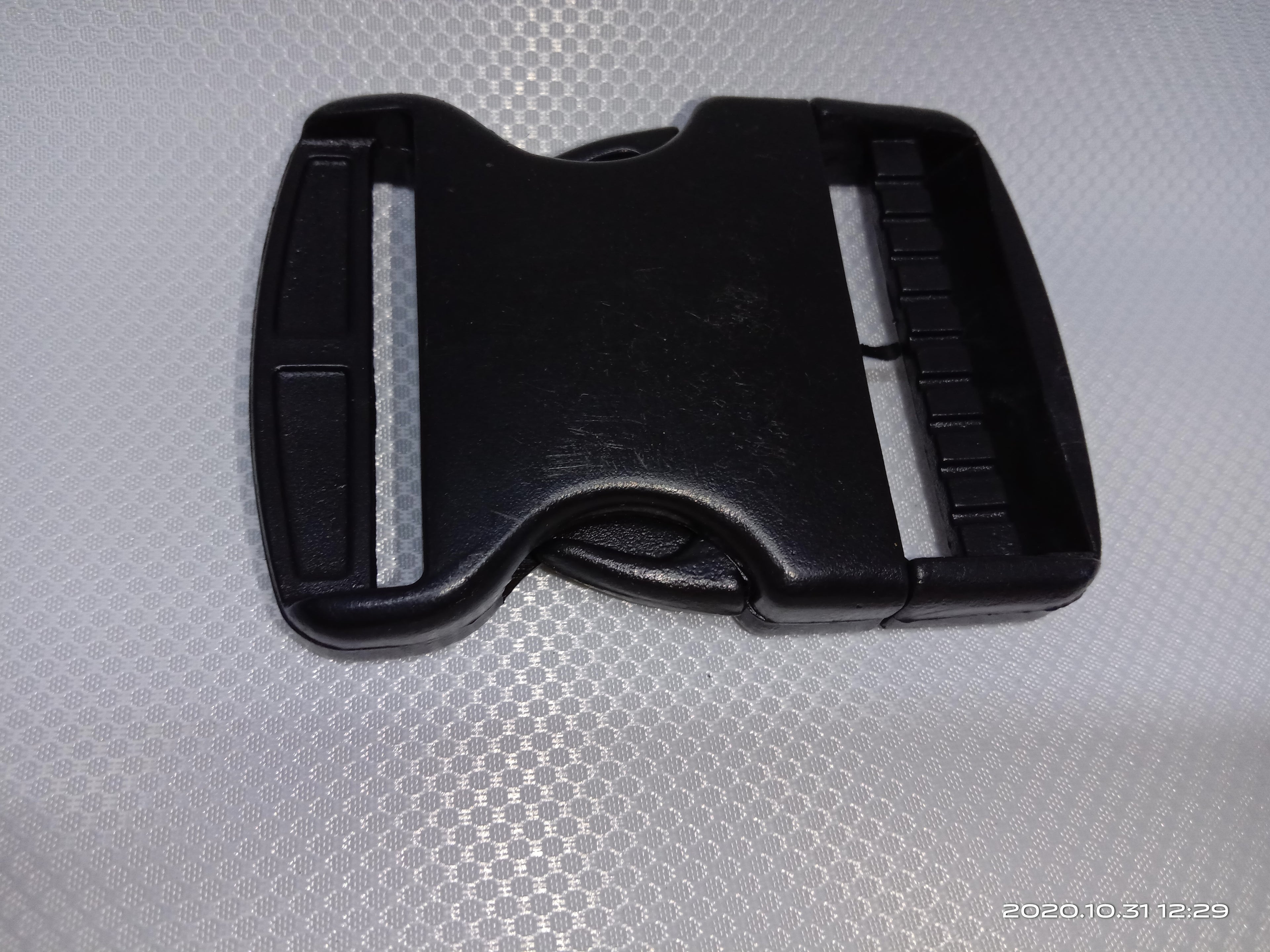 Plastic Side Release Buckle (Bag Buckle / Snap Buckle) बैग बकल / बेल्ट बकल